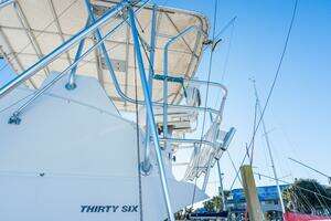 2004 Luhrs Convertible thumbnail 5
