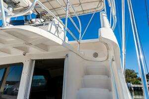 2004 Luhrs Convertible thumbnail 16