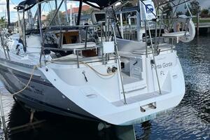 Island Time II 35ft Catalina Yacht For Sale