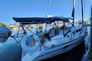 Island Time II 35ft Catalina Yacht For Sale