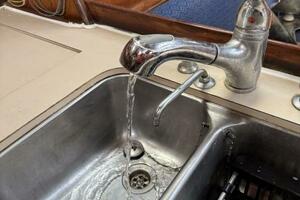 Zeiggy 35ft Beneteau Yacht For Sale