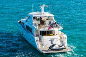 2017 Johnson 93 Flybridge thumbnail 121