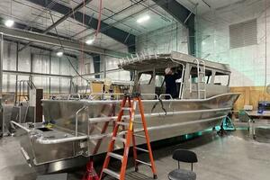 BEER CAN yacht for sale