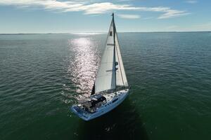 Peregrine  49ft Hunter Yacht For Sale