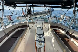 Peregrine  49ft Hunter Yacht For Sale