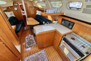 KITCAT 32ft Hunter Yacht For Sale