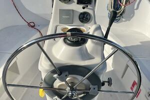 KITCAT 32ft Hunter Yacht For Sale