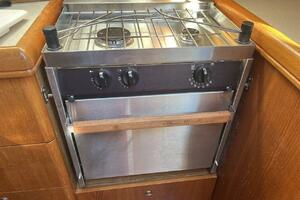 KITCAT 32ft Hunter Yacht For Sale