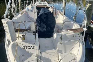 KITCAT 32ft Hunter Yacht For Sale