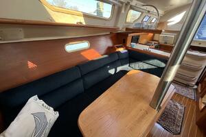 KITCAT 32ft Hunter Yacht For Sale