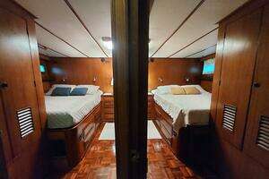 1982 DeFever 52 Offshore Cruiser thumbnail 58