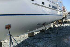 1982 DeFever 52 Offshore Cruiser thumbnail 6