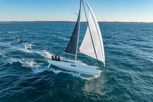 30ft Beneteau Yacht For Sale