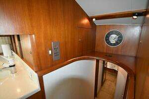 1997 Ocean 48 Convertible thumbnail 27