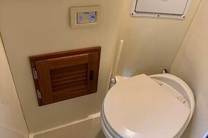 Rhode Waves 27ft Islander Yacht For Sale