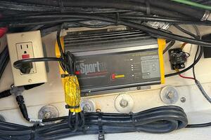 Rhode Waves 27ft Islander Yacht For Sale