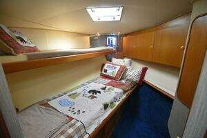 2000 Ocean Yachts 48 Convertible thumbnail 22