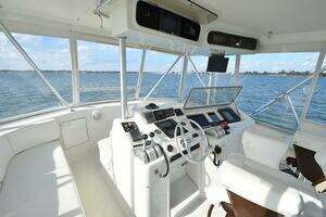 2000 Ocean Yachts 48 Convertible thumbnail 37