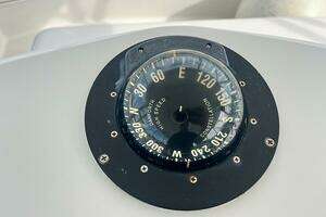 2000 Ocean Yachts 48 Convertible thumbnail 7