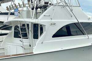 2000 Ocean Yachts 48 Convertible thumbnail 15