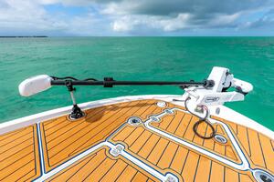 27ft Caymas Yacht For Sale