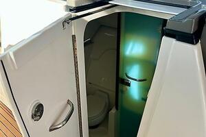 Breeezy 37ft Pursuit Yacht For Sale