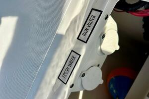 Breeezy 37ft Pursuit Yacht For Sale