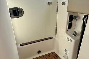 Breeezy 37ft Pursuit Yacht For Sale