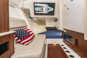 Breeezy 37ft Pursuit Yacht For Sale