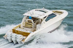 Breeezy 37ft Pursuit Yacht For Sale