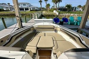 Breeezy 37ft Pursuit Yacht For Sale