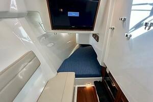 Breeezy 37ft Pursuit Yacht For Sale