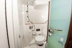 Breeezy 37ft Pursuit Yacht For Sale