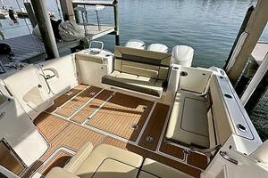 Breeezy 37ft Pursuit Yacht For Sale