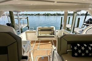 Breeezy 37ft Pursuit Yacht For Sale