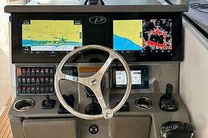 Breeezy 37ft Pursuit Yacht For Sale