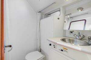2011 Catalina 445 thumbnail 46