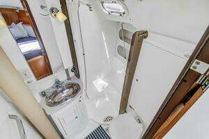 2011 Catalina 445 thumbnail 43
