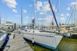 Advocate 44ft Catalina Yacht For Sale