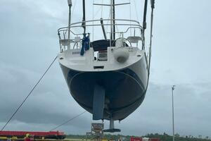 Advocate 44ft Catalina Yacht For Sale