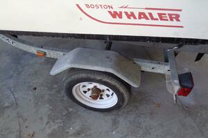 13ft Boston Whaler Yacht For Sale