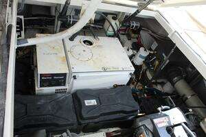 2007 Cruisers Yachts 420 Express thumbnail 39