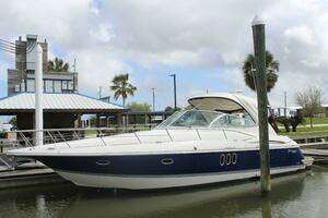 2007 Cruisers Yachts 420 Express thumbnail 2