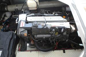 Cinta 42ft Cruisers Yachts Yacht For Sale