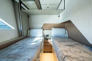 72ft Ferretti Yachts Yacht For Sale