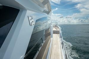 72ft Ferretti Yachts Yacht For Sale