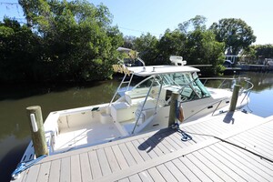 30ft Pursuit Yacht For Sale