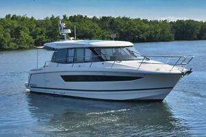 2018 Jeanneau NC 11 thumbnail 3