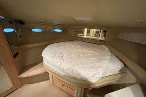 1999 Sea Ray 560 Sedan Bridge thumbnail 16