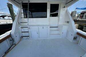 1995 Viking 58 Convertible thumbnail 14